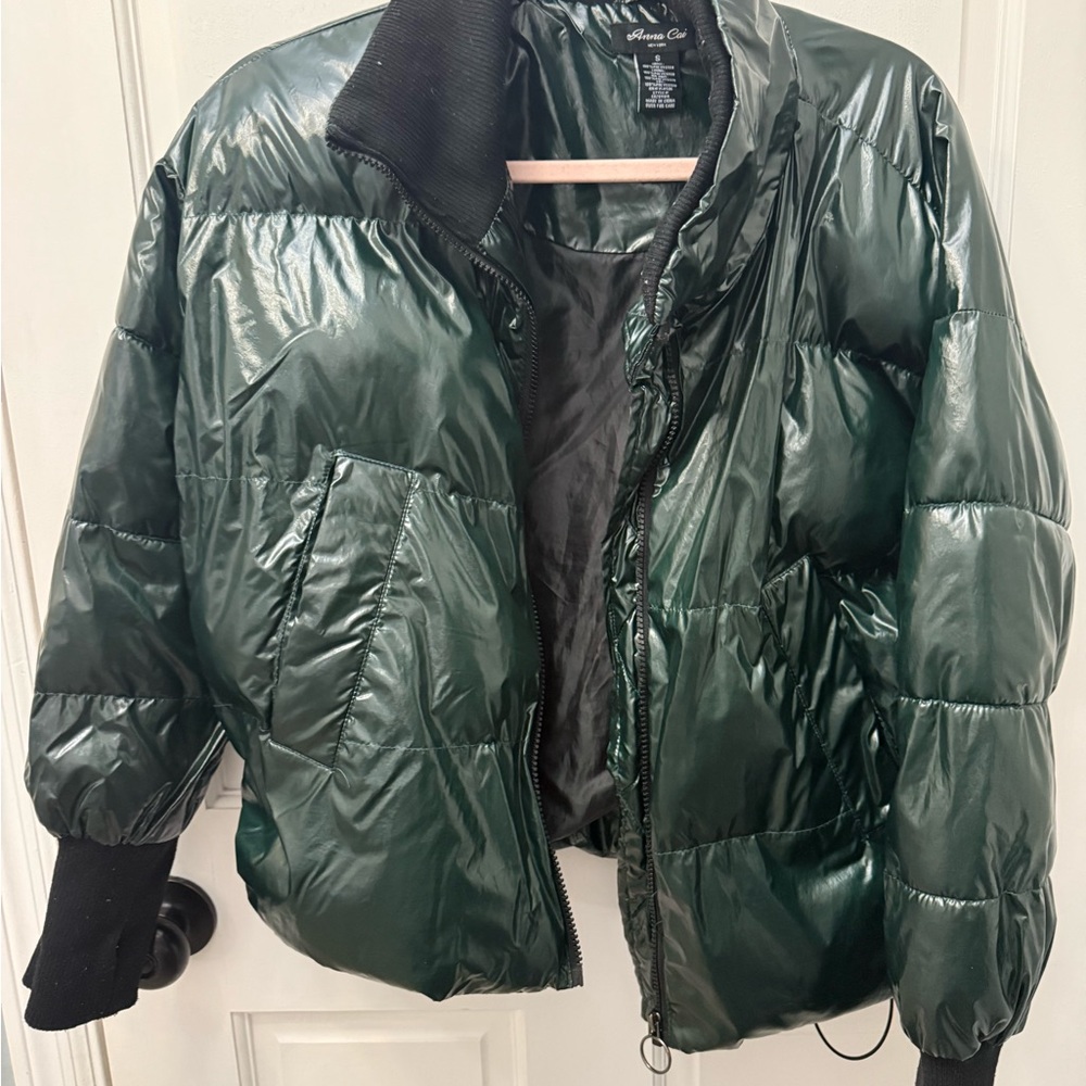 Emerald Shine Women's Puffer Jacket